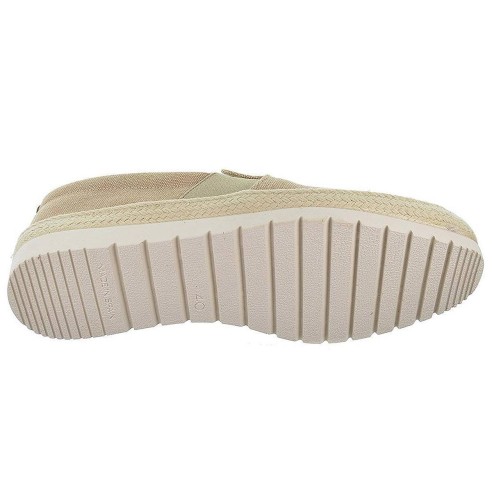 20368 Mediterranea Alapargata lona con elásticos en lados. Forro textil y plantilla acolchada. Esparto y suela antideslizante.