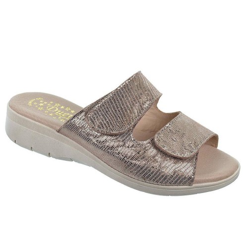 400 Miba Zueco piel con forroy plantilla de piel confort. Velcro ajustable y piso con cuña antideslizante. Pies delicados.