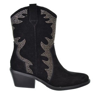 Top3  Botín campero en piel serraje con remaches, forro textil y cremallera interior. Piso con tacón campero de 4cm de altura. 2