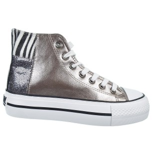 527067 B&W Zapatilla Bota de caña alta. En sintético, forro y plantilla textil. cordones. puntera goma. Antideslizante