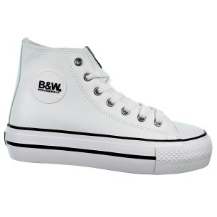 527060 B&W Zapatilla Bota Zapatilla de caña alta. En sintético, forro y plantilla textil. cordones. puntera goma. Antideslizante