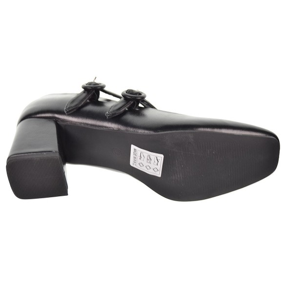 25292 D´Angela Zapato sintético. Con doble correa  y plantilla acolchada. Suela de goma con tacón ancho de 6cm de altura.