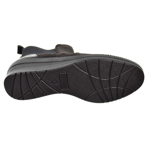 22409 Amarpies Botín antelina. Talón charol. elásticos y cremallera. Forro textil y plantilla acolchado extraíble. Cuña