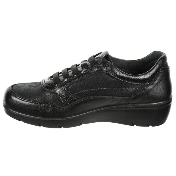 26807 Laura Azaña Zapato Confort Piel y textil. Forro y plantilla anti bacterias. Elásticos en empeine. Piso  poliuretano cuña