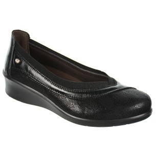 21853 Laura Azaña Zapato Confort Piel estilo salón. Con elástico. Forro y plantilla textil anti bacterias. Piso poliuretano cuña 2