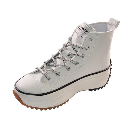 Nahla Yumas Botín Botín sintético, forro textil y plantilla confort látex, que garantiza su comodidad. Cierre en cordones para u