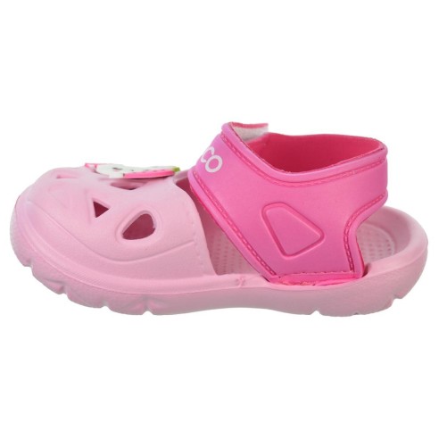 Nicoboco Almond Sandalia Niño y Niña. De goma muy ligero y confortable , con cierre en velcro. Para playa y piscina.