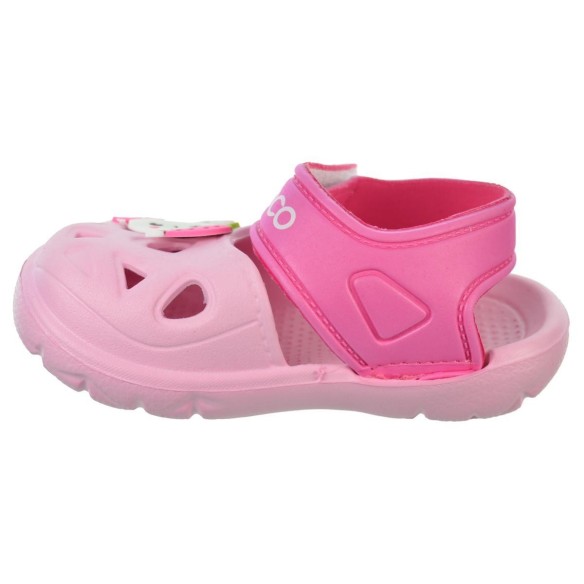 Nicoboco Almond Sandalia Niño y Niña. De goma muy ligero y confortable , con cierre en velcro. Para playa y piscina.