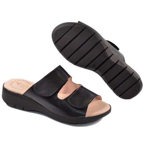 400 Duendy Zueco Sandalia Zueco en piel, cierre con doble velcro. Plantilla confort y suela antideslizante. Pies delicados
