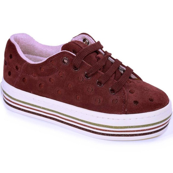 56310 Gioseppo Zapatilla Zapatilla en piel serraje . Forro en textil acolchado. Cierre en cordones para un ajuste perfecto. Piso