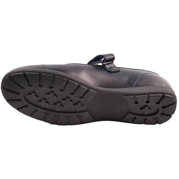 803020 Paola Pablosky Zapato Colegial Zapato colegial de piel y puntera reforzada. Forro interior y plantilla en piel. Cierre en