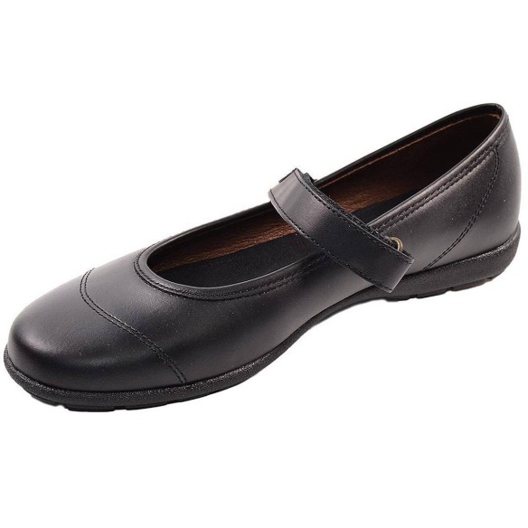 803010 Paola-Pablosky Zapato Colegial Comprar Zapato colegial de piel y puntera reforzada. Forro y plantilla en piel. Cierre en 