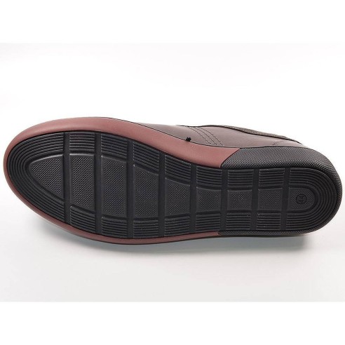 5231 Nuper Zapato Casual Comprar Zapato casual en piel, con cierre en cordones y forro  y plantilla acolchada en textil. Piso de