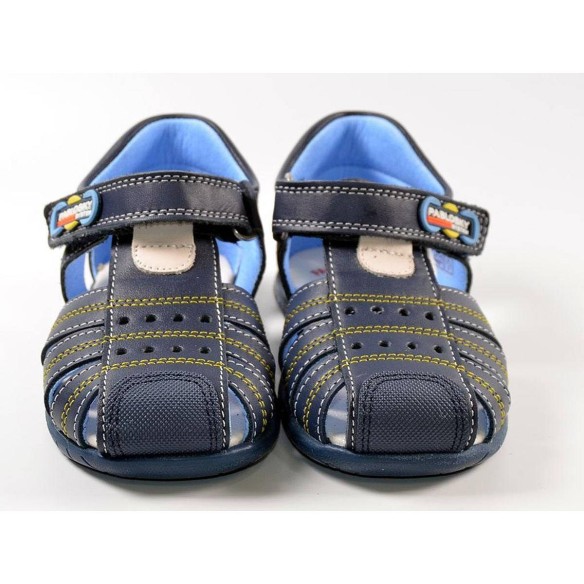 090922 Pablosky Sandalia Sandalia de piel. Puntera y talón reforzado, con velcro ajustable. Plantilla acolchada absorbente y ant