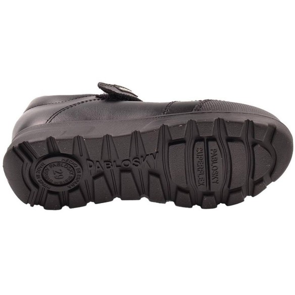 334210 Pablosky Zapato Colegial Zapato colegial de piel y puntera reforzada. Forro y plantilla textil transpirable.Con velcro. S