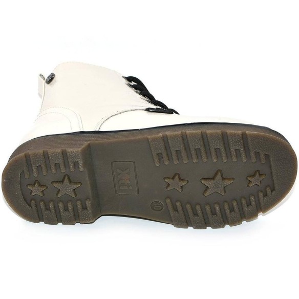 57804 Xti Kids Botín Comprar Botín sintético charol, forro y plantilla textil acolchado. Cierre con cremallera interior y cordon