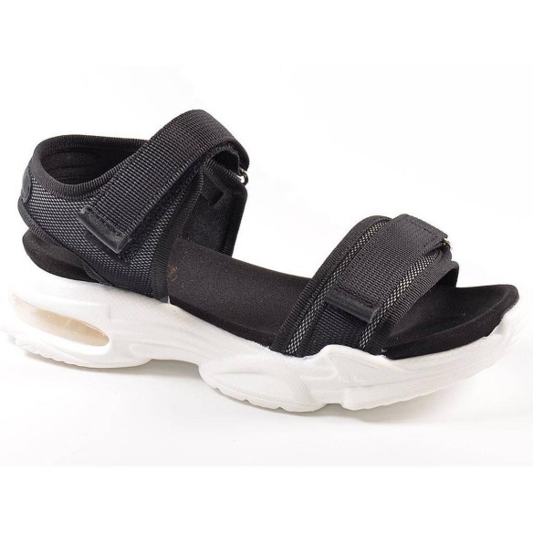 57619 Xti Sandalia Sandalia material textil, tiras con velcro en pala y tobillo. Planta acolchada, muy confortable y piso de pla