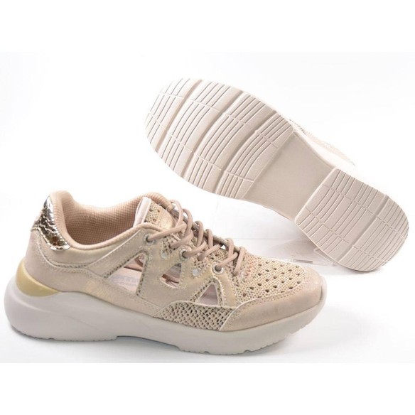 Natacha Yumas Sneaker Sneaker nylon perforado y sintético. Cierre de cordones y plantilla confort látex. Piso de eva termo confo