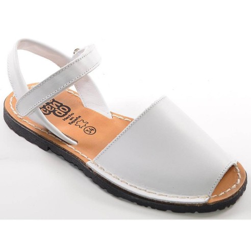 T-1 v Crecendo Sandalia  Ibicenca Sandalia Ibicenca en material piel, con cierre de velcro ajustable. Planta en piel y piso de g