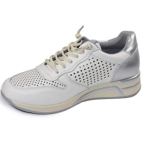 3550 Treintas 30s Zapato Confort Zapato de piel perforada. Plantilla acolchada memory foam extraíble. Cierre en cordones y suela