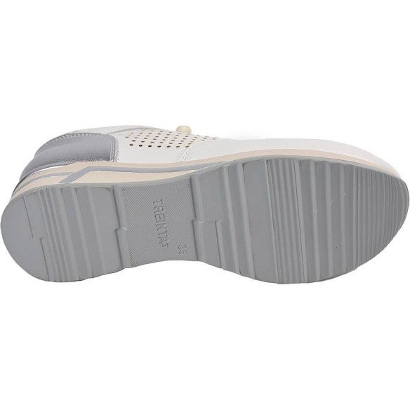 3550 Treintas 30s Zapato Confort Zapato de piel perforada. Plantilla acolchada memory foam extraíble. Cierre en cordones y suela