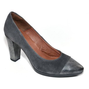 82391 Desireé Zapato Comprar Zapato de piel serraje Con puntera y tacón en piel grabada. Forro textil. Plantilla confort. Plataf