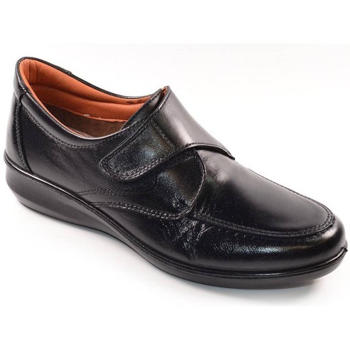 306 Laura Azaña Zapato Confort Comprar Zapato mocasín de piel, forrado en textil y plantilla extraible. Cierre en velcro y piso 