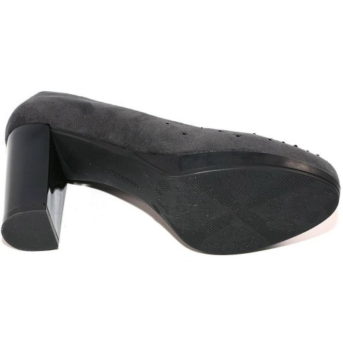 82543 Desireé Zapato Comprar Zapato de ante sintético y forro textil. Plantilla confort para el descanso del metatarso. Platafor