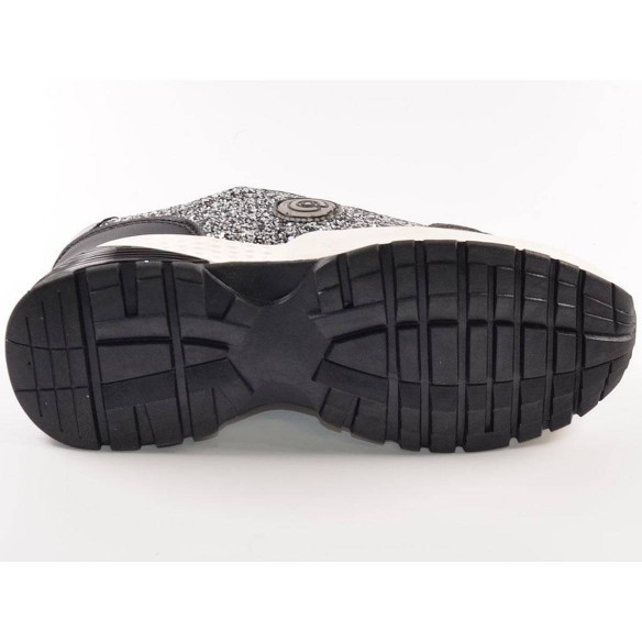 29001 Luces Conguitos Sneaker Sneaker sintético y glitte, luz en el logo del lateral, se ilumina con cada pisada. Cordones y for