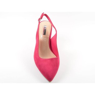 15694 D'Angela  Zapato 15694 DANGELA. Zapato salón destalonado en antelina y planta de piel. Con hebilla. Tacón ancho forrado en 2