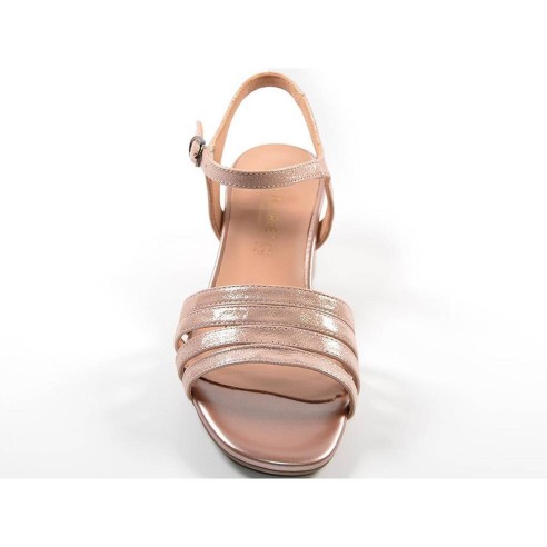 Luna9 Desireé Sandalia Sandalia piel con brillo. Cuatro tiras unidas por el centro. Pulsera con cierre de hebilla ajustable. Pla