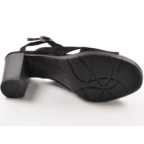 91174 Desiree Sandalia Sandalia en piel serraje . Forro y plantilla en piel. Cierre con hebilla. Piso plataforma con suela antid