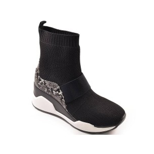 Bruna Yumas Botín Comprar Botín sneaker en lycra y sintético animal print. Forro transpirable y plantilla muy confortable. Piso  2