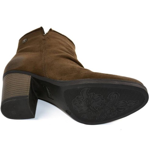 9227 Isteria Botín Comprar Botín de ante sintético. Forro textil acolchado y cierre con cremallera interior. Piso de goma antide