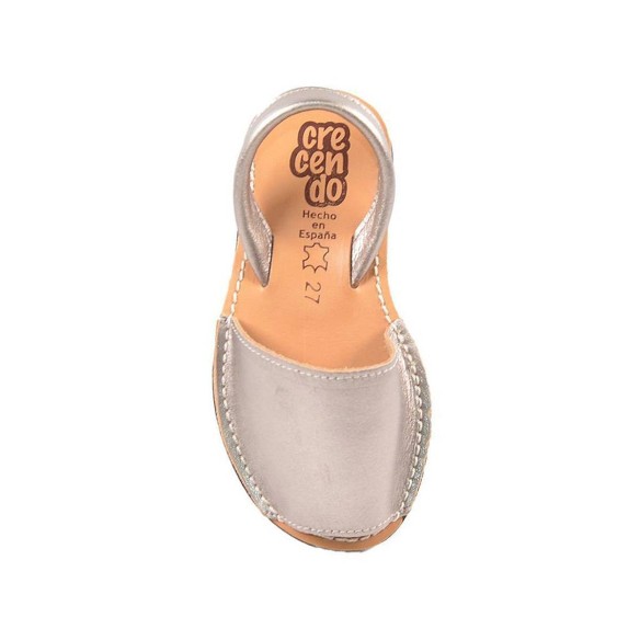 T-1-C. Crecendo Sandalia Ibicenca Sandalia Ibicenca en material piel, con cierre de velcro ajustable. Planta en piel y piso de g