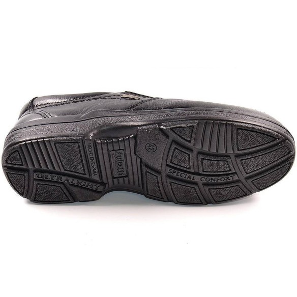 20400 Luisetti Zapato Mocasín Comprar Zapato mocasín de piel, forro y plantilla extraíble en textil acolchado. Elástico en ambos