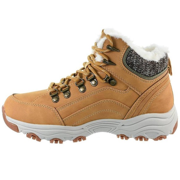 69336 Refresh Botín Botín sintético, forrado interior en textil borreguillo, collarín en textil y cierre en cordones ajustables.