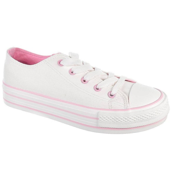 57925 Xti Kids Zapatilla 57925 XTI KIDS. Zapatilla de lona y forro interior textil. Cierre en cordones ajustables. Piso con plat