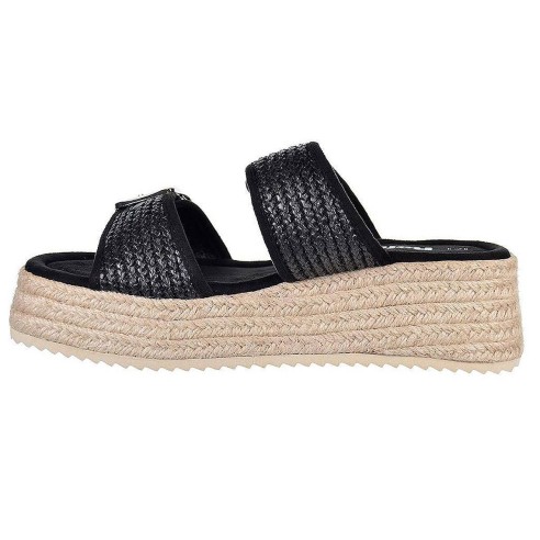 79597 Refresh Zueco 79597REFRESH. Sandalia tipo Zueco de rafia. Forrado textil y cierre con doble hebilla. Piso plataforma de 6c