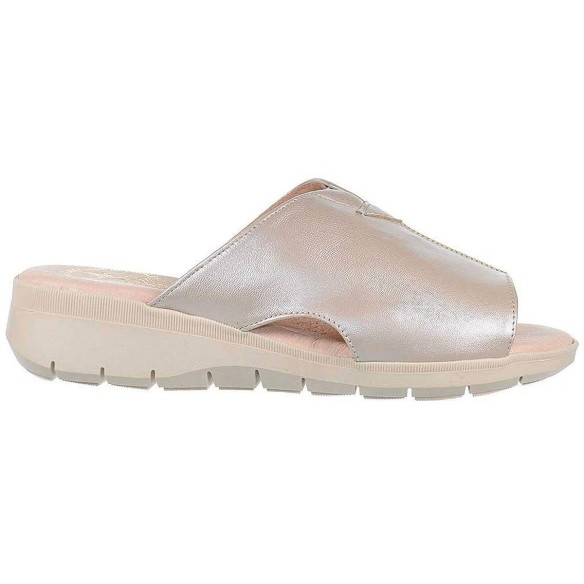 401 Miba Zueco 401 MIBA. Sandalia tipo Zueco en material de piel, forrado interior en piel y plantilla de piel confort. Empeine 