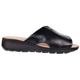 401 Miba Zueco 401 MIBA. Sandalia tipo Zueco en material de piel, forrado interior en piel y plantilla de piel confort. Empeine  2