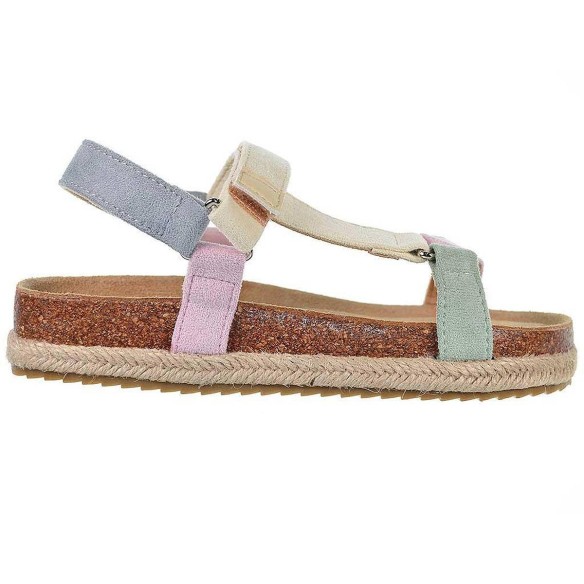 58037 Xti Kids Sandalia 58037 XTI KIDS. Sandalia fabricada en antelina. Cierre con hebilla. Planta de bio y piso plataforma, for