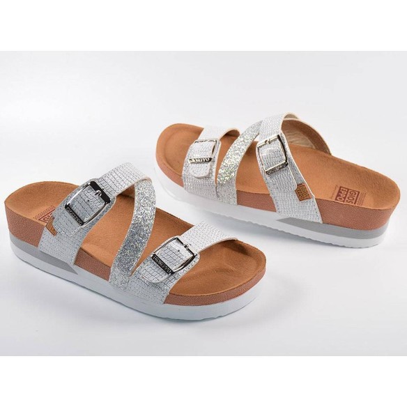 59273 Gioseppo Zueco Sandalia Zueco sintético. Tiras con hebillas ajustables. Plantilla textil, resistente al agua. Piso bio sin