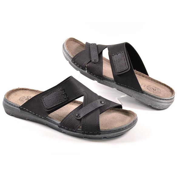 8013 Kelara Zueco Sandalia tipo Zueco sintético con cierre de velcro en empeine y plantilla acolchada. Piso de caucho, muy liger