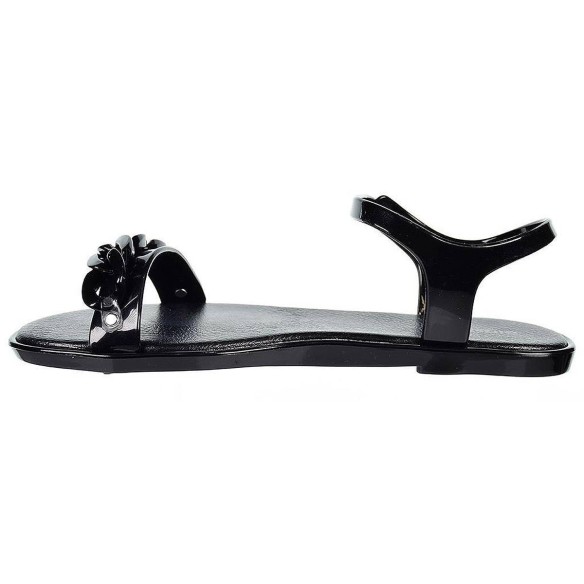 Krasic Gioseppo Sandalia KRASIC GIOSEPPO. Sandalia en sintético con adorno en pala. Cierre en pulsera con hebilla regulable y pl