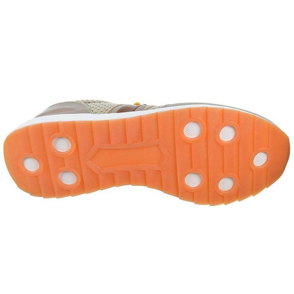 Melbourne Yumas Sneaker MELBOURNE YUMAS SNEAKER . Fabricado en microfibra y textil perforado. Cierre en cordones ajustables, pla