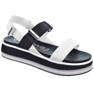 Lis Yumas Sandalia Plataforma LIS YUMAS SANDALIA PLATAFORMA. Fabricado en piel y textil con velcro regulable en talón y empeine. 2