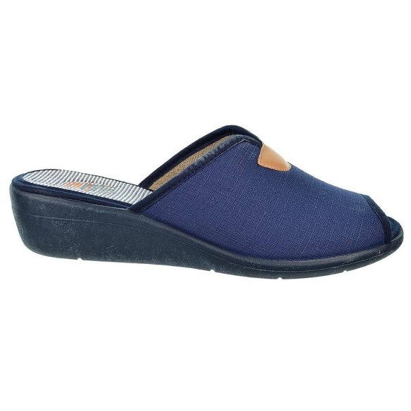 10197 Cmconfort Zapatilla 10197 CMCONFORT. Zapatilla textil destalonada con puntera abierta, plantilla textil acolchada para un 