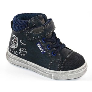 2032 Crecendo Botín Comprar Botín sintético. Collarín acolchado, forro y plantilla textil acolchado. Cordones elásticos y velcro