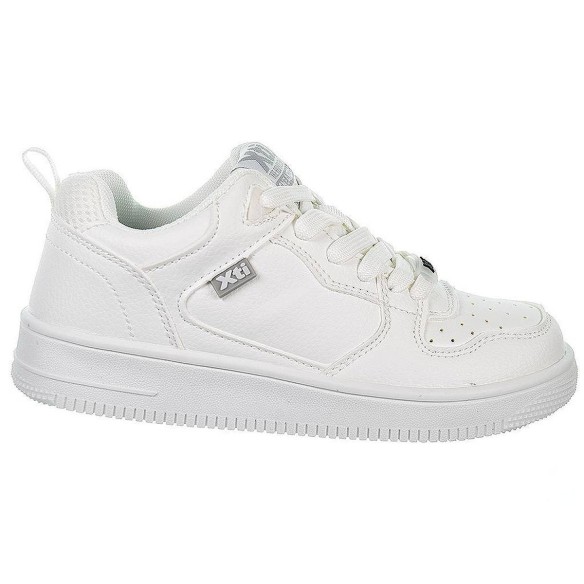 150226 Xti Kids. Zapato sport Zapato sport en material sintético, forro interior y plantilla textil acolchado. Cierre en cordone
